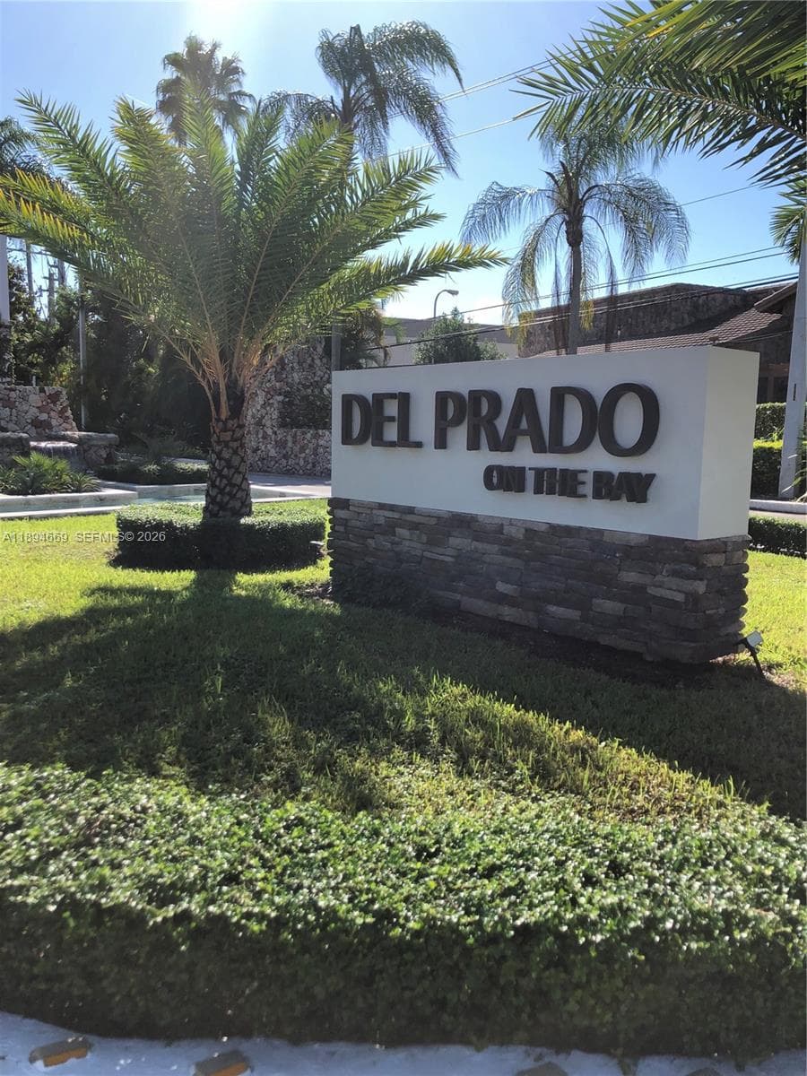 18051 Biscayne Blvd # 1501, Aventura FL 33160 — 1