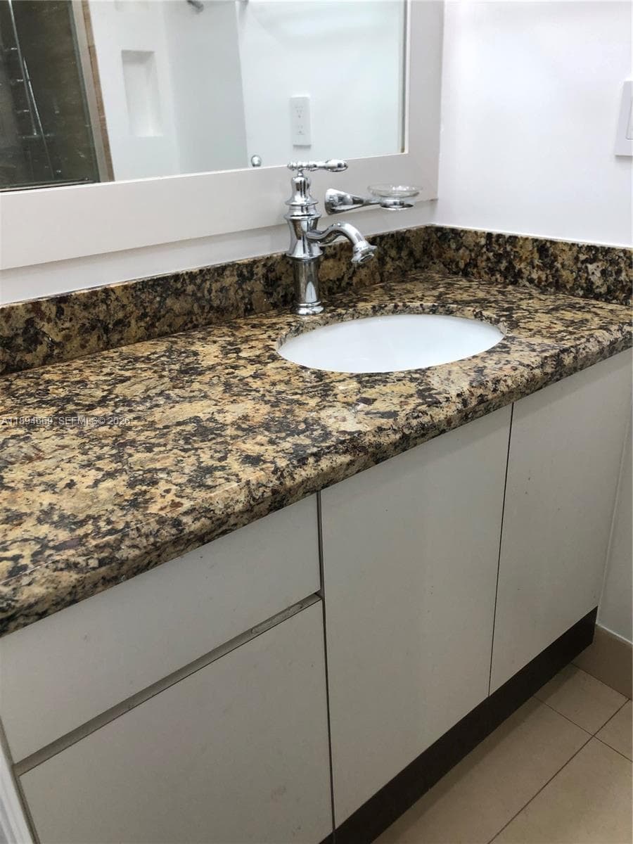 18051 Biscayne Blvd # 1501, Aventura FL 33160 — 8