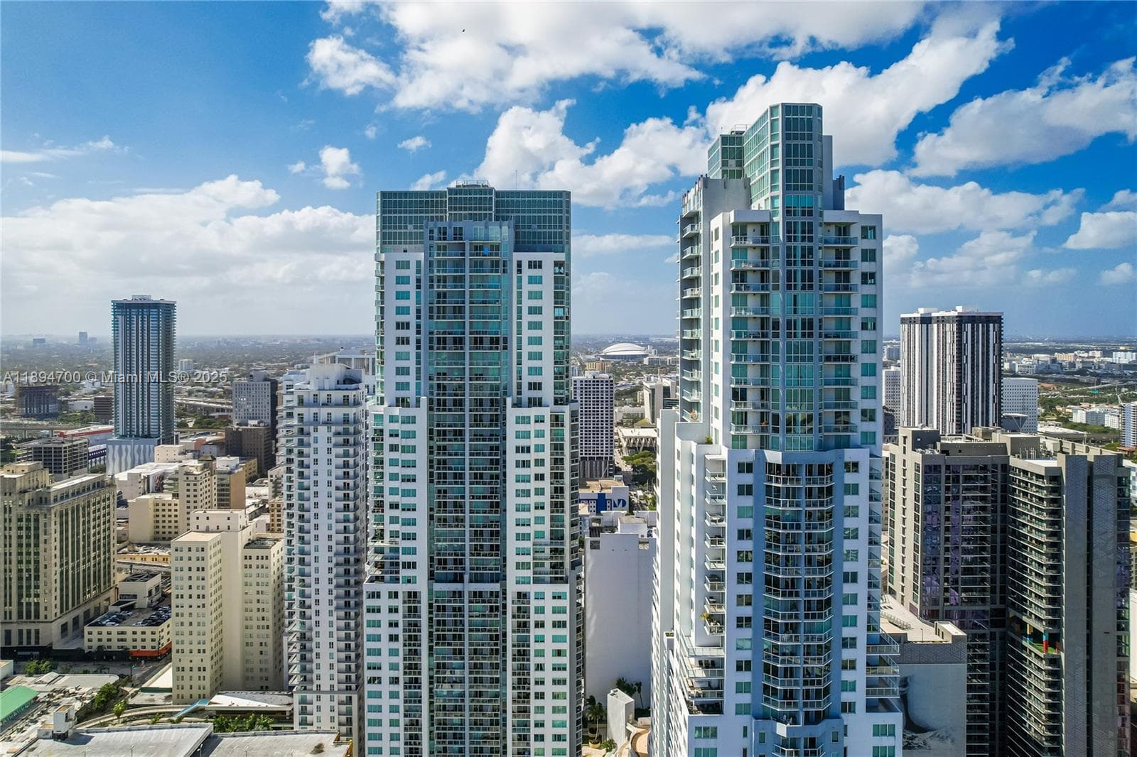 253 NE 2nd St # 3902, Miami FL 33132 — 46