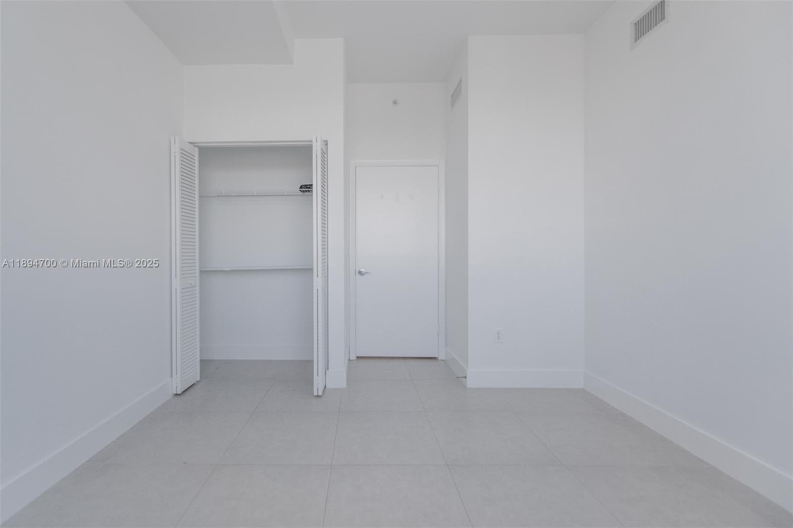253 NE 2nd St # 3902, Miami FL 33132 — 22