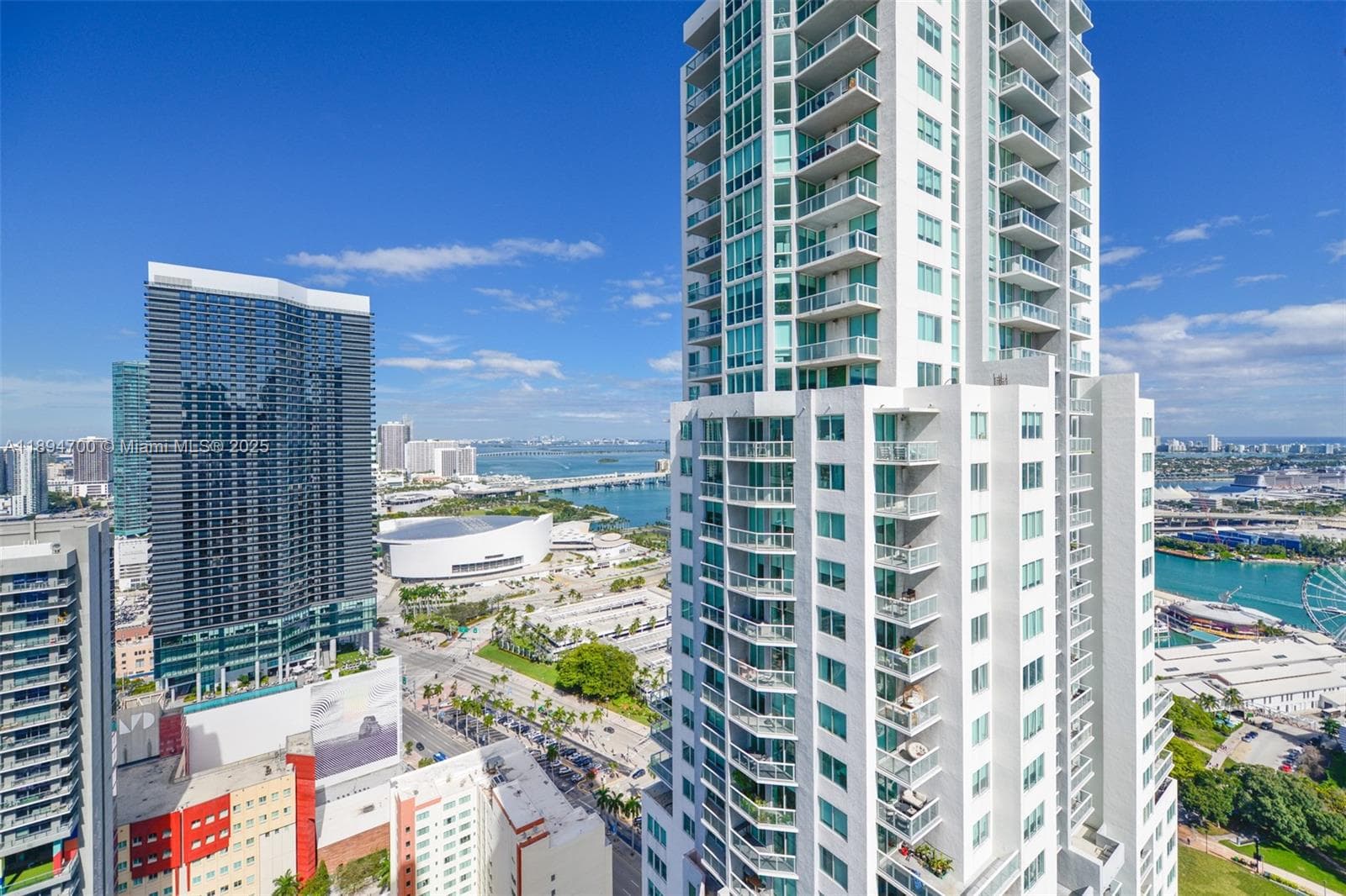 253 NE 2nd St # 3902, Miami FL 33132 — 5