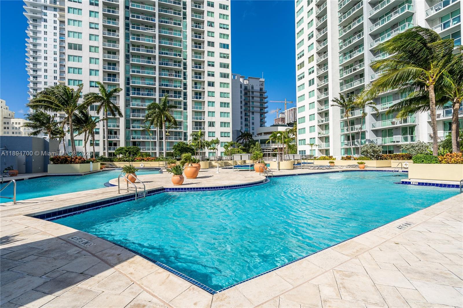 253 NE 2nd St # 3902, Miami FL 33132 — 38