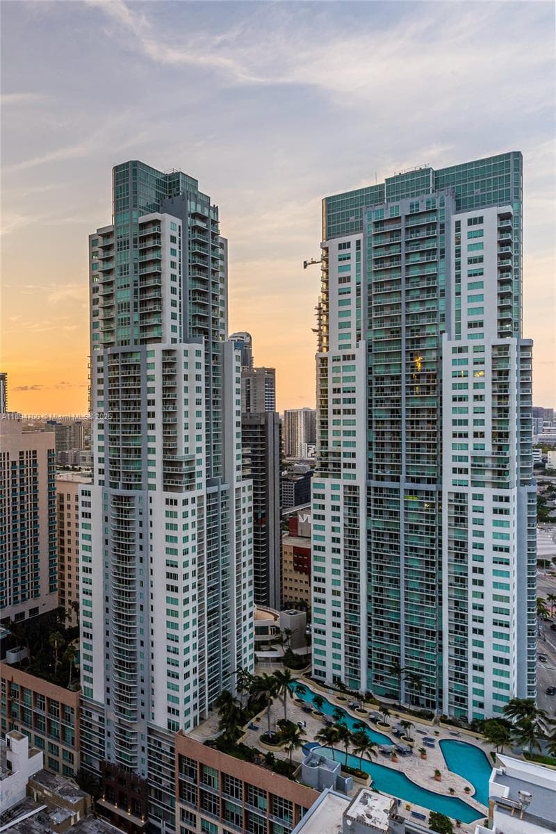 253 NE 2nd St # 3902, Miami FL 33132 — 41