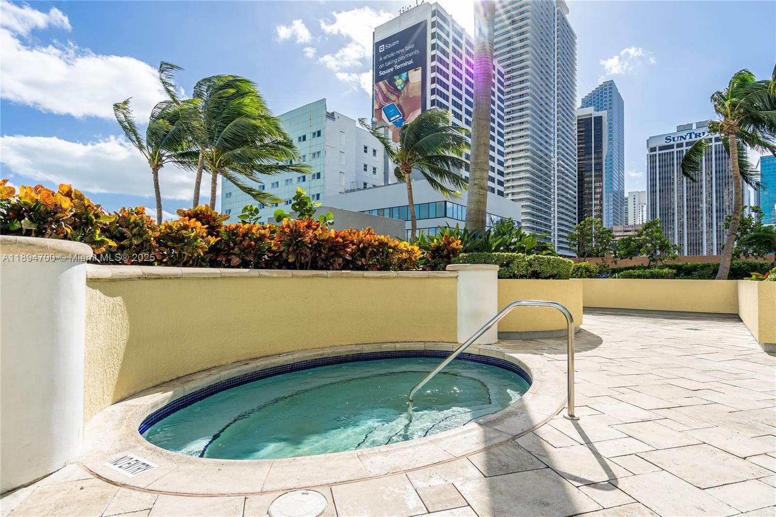 253 NE 2nd St # 3902, Miami FL 33132 — 35