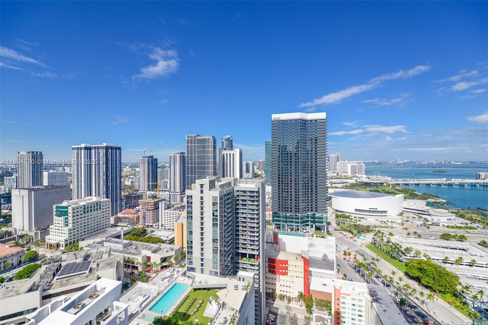 253 NE 2nd St # 3902, Miami FL 33132 — 4