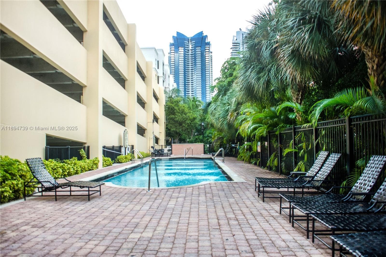 17145 N Bay Rd # 4607, Sunny Isles Beach FL 33160 — 62