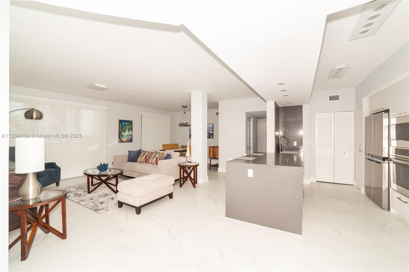 17145 N Bay Rd # 4607, Sunny Isles Beach FL 33160 — 2