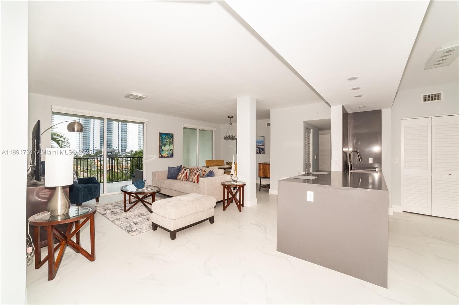 17145 N Bay Rd # 4607, Sunny Isles Beach FL 33160 — 1