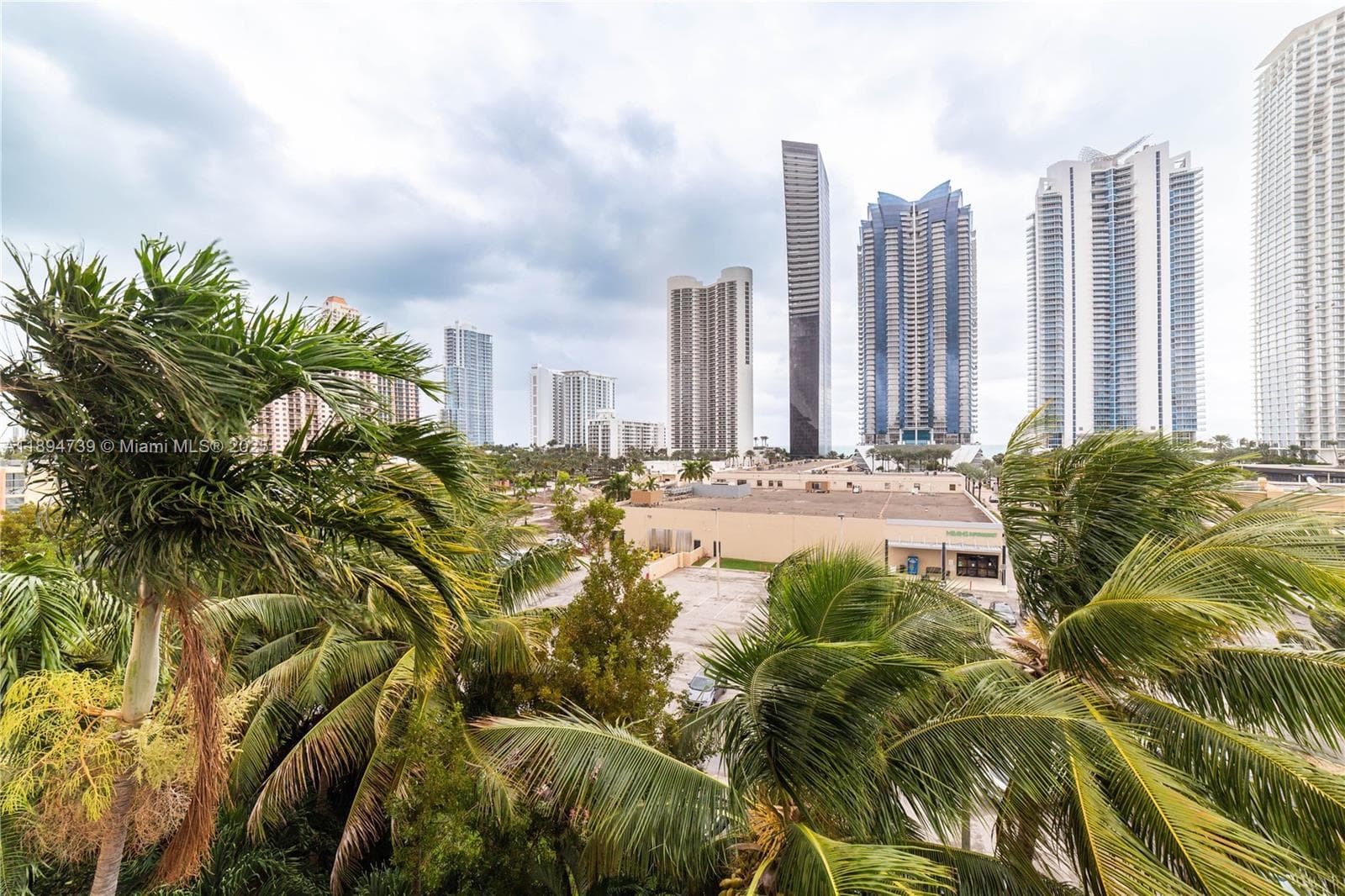 17145 N Bay Rd # 4607, Sunny Isles Beach FL 33160 — 55