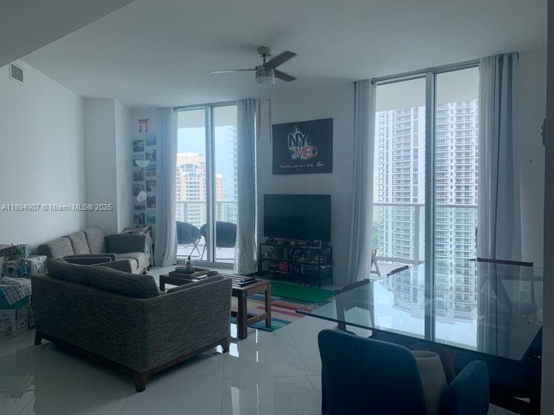 300 S Biscayne Blvd # 1908, Miami FL 33131 — 5