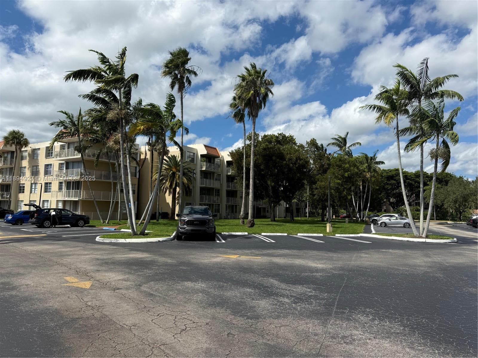 13100 SW 92nd Ave, Miami FL 33176 — 3