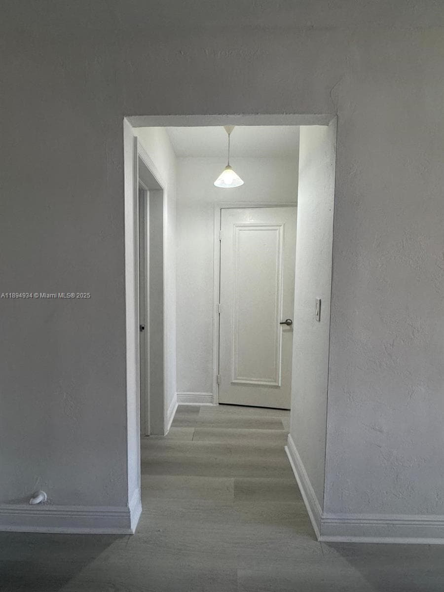 605 77th St, Miami Beach FL 33141 — 8