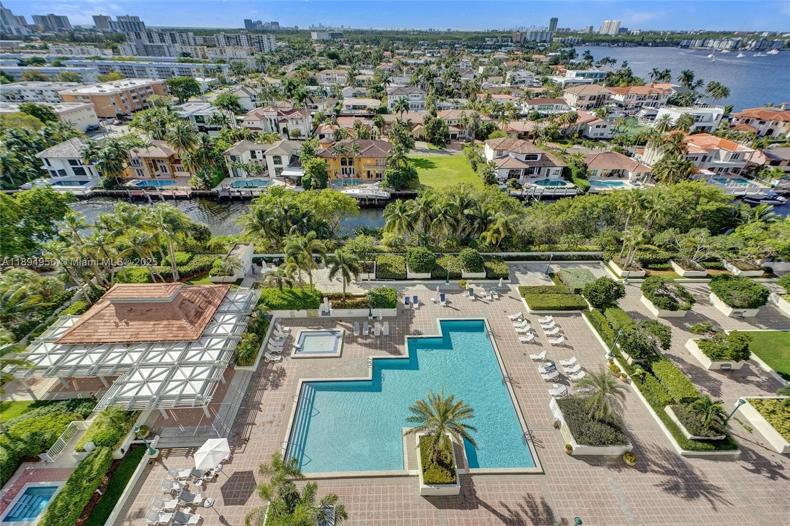 1000 E Island Blvd # 1403, Aventura FL 33160 — 62