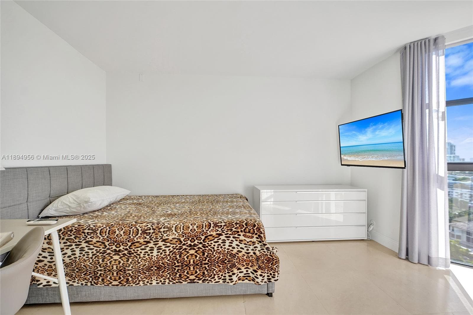 1000 E Island Blvd # 1403, Aventura FL 33160 — 27