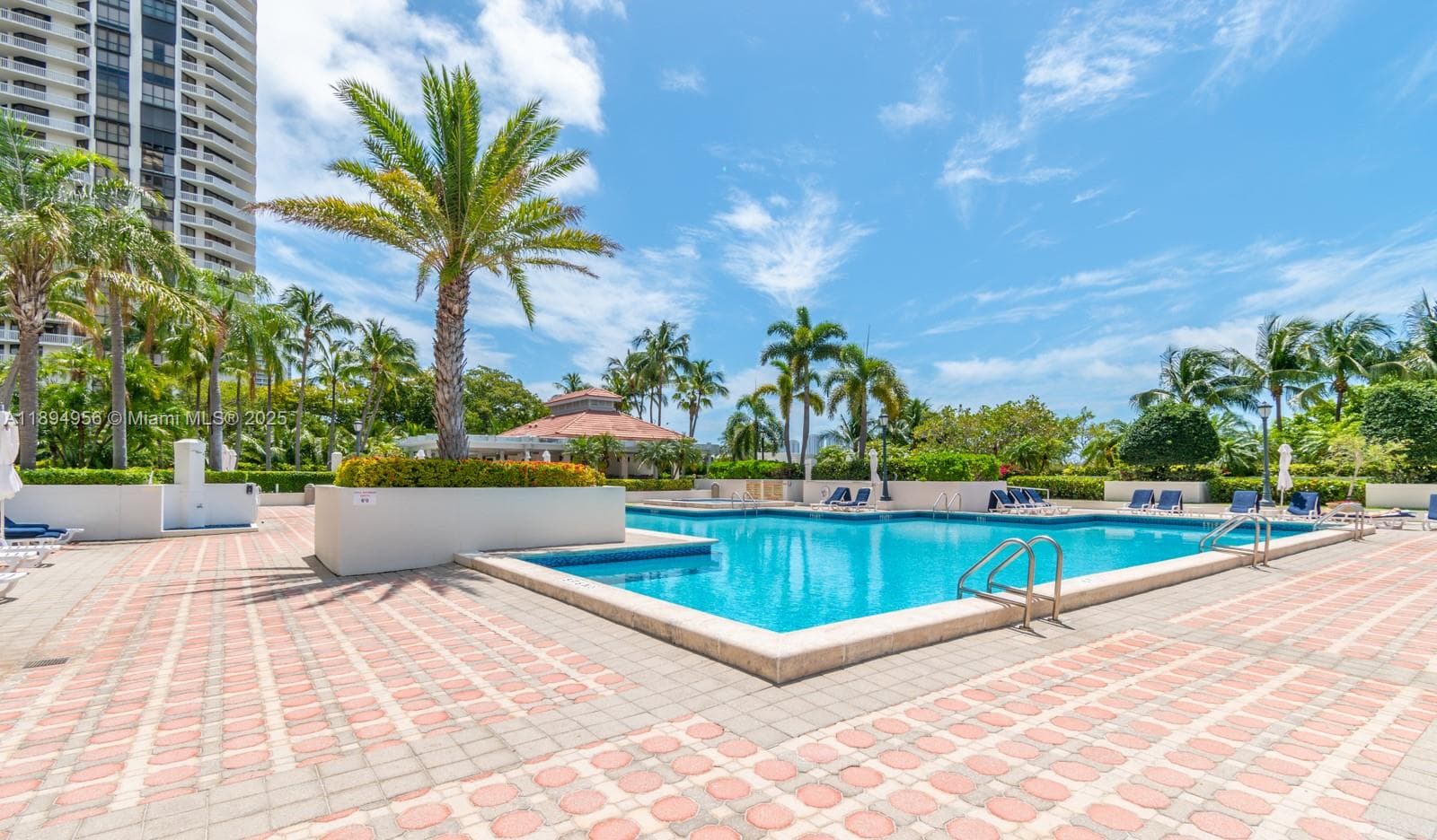 1000 E Island Blvd # 1403, Aventura FL 33160 — 72