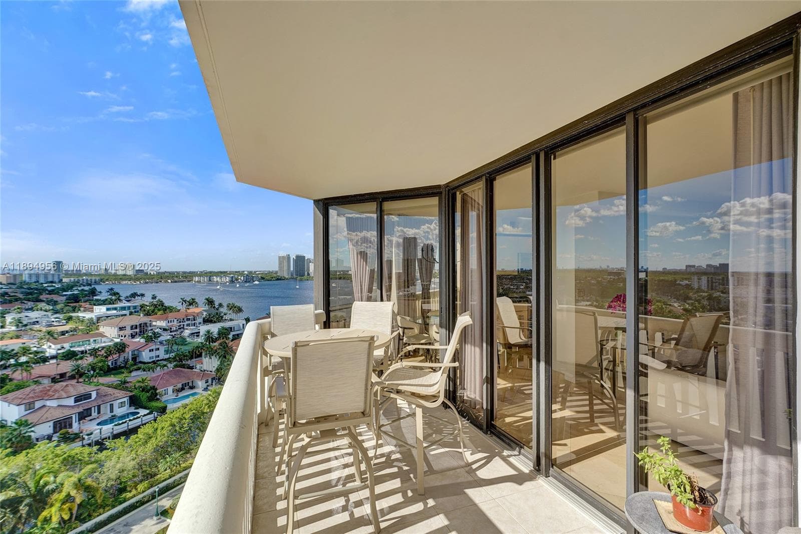 1000 E Island Blvd # 1403, Aventura FL 33160 — 17