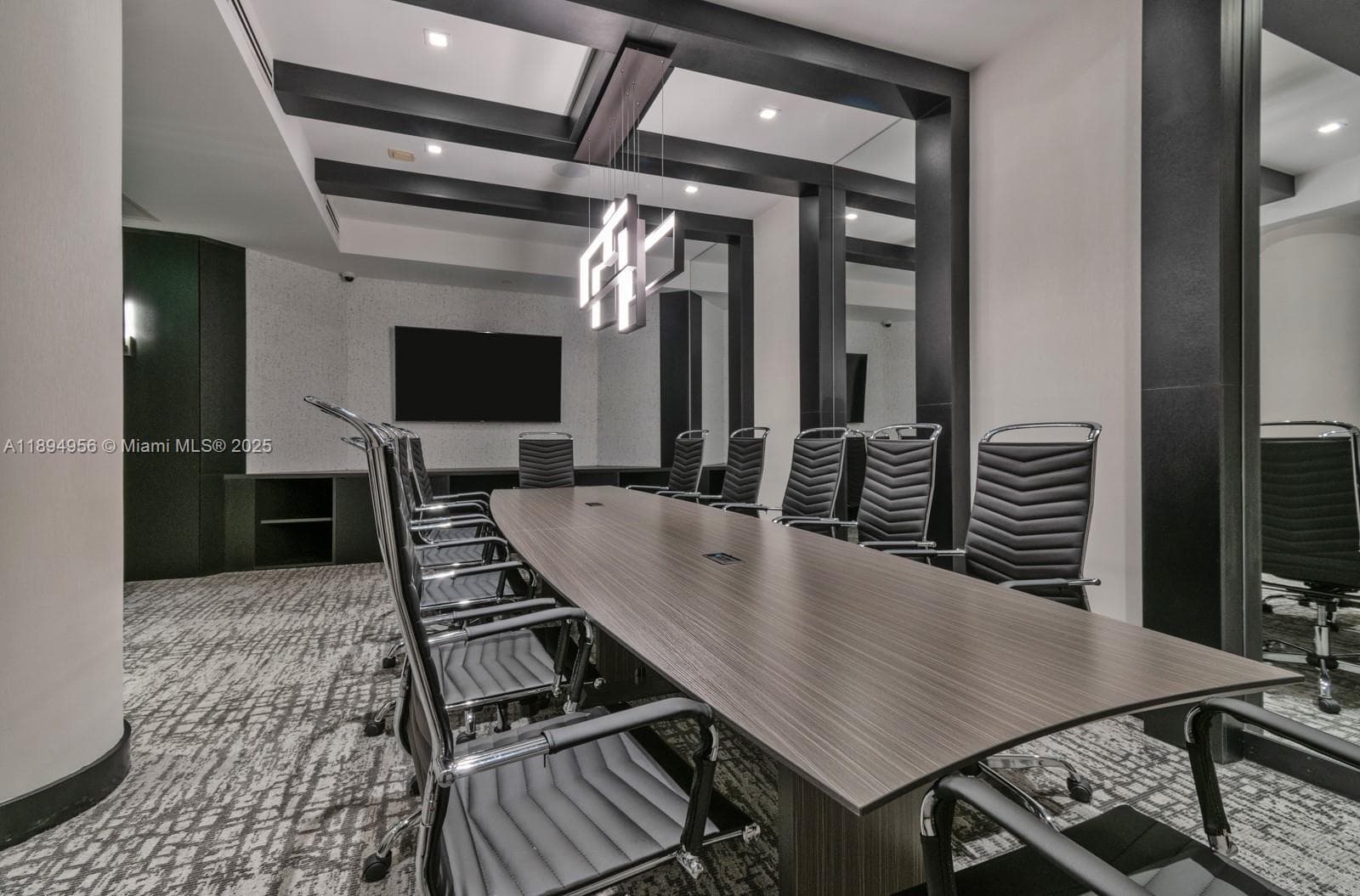 1000 E Island Blvd # 1403, Aventura FL 33160 — 81