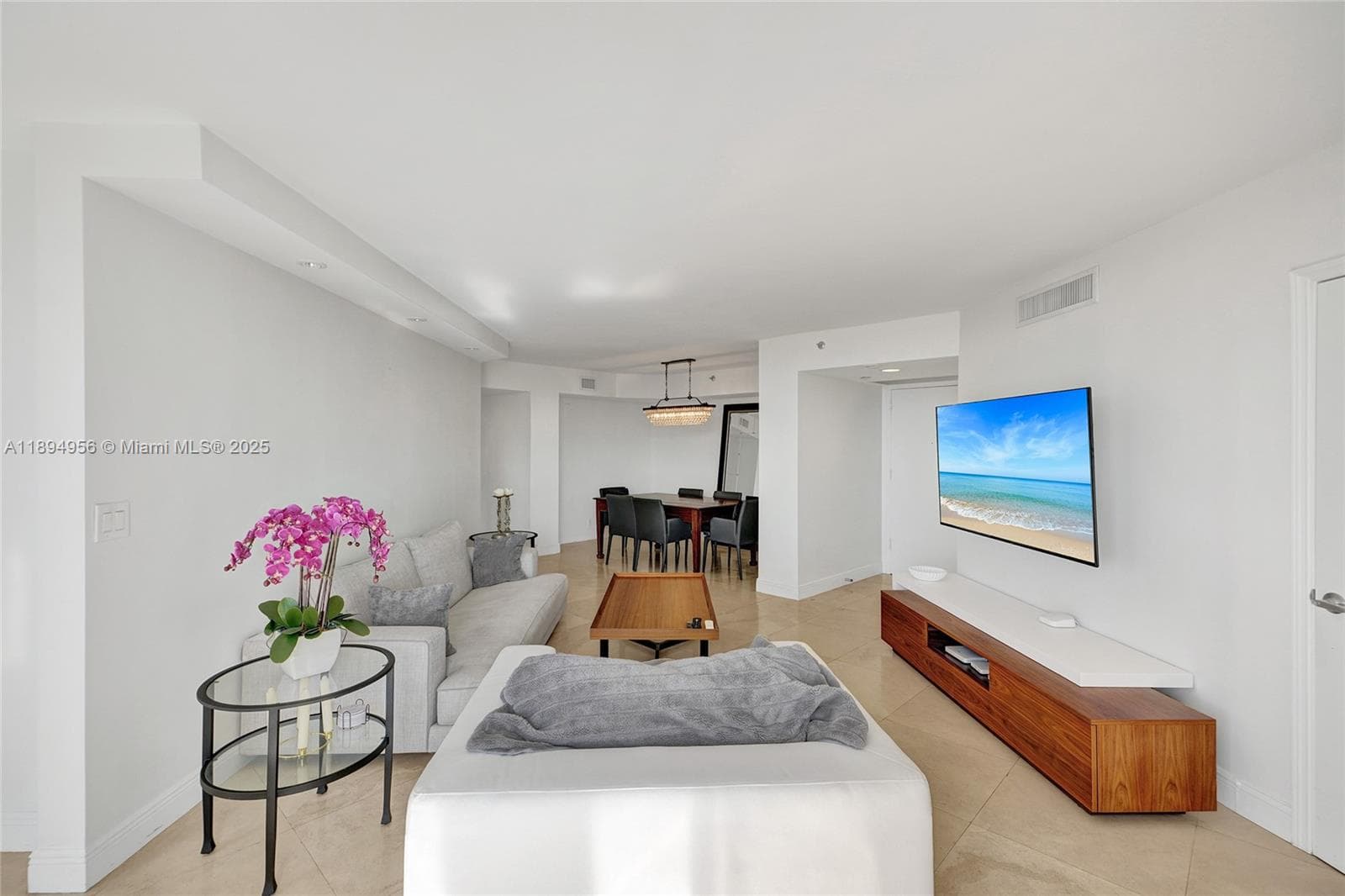 1000 E Island Blvd # 1403, Aventura FL 33160 — 5