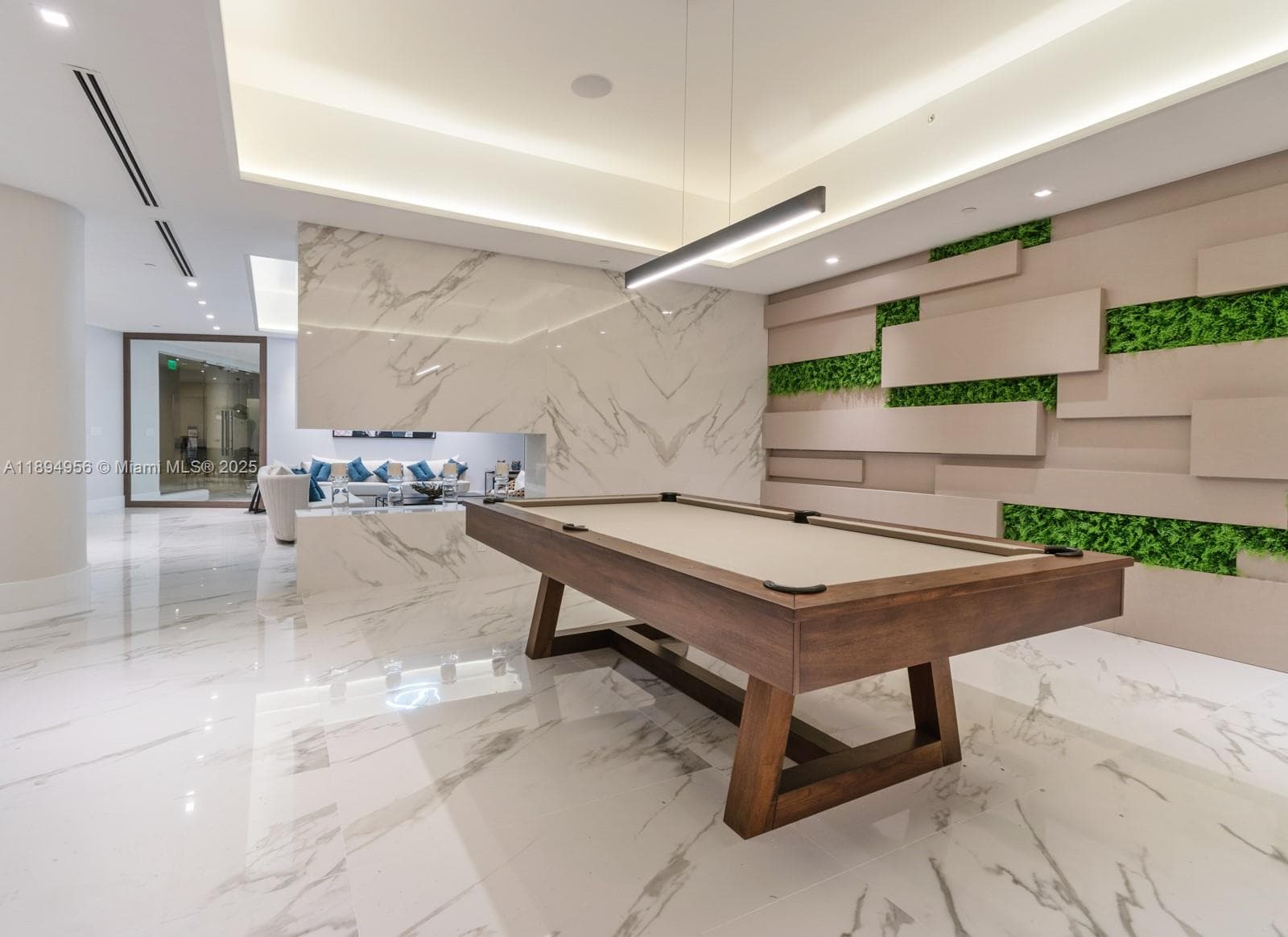 1000 E Island Blvd # 1403, Aventura FL 33160 — 75