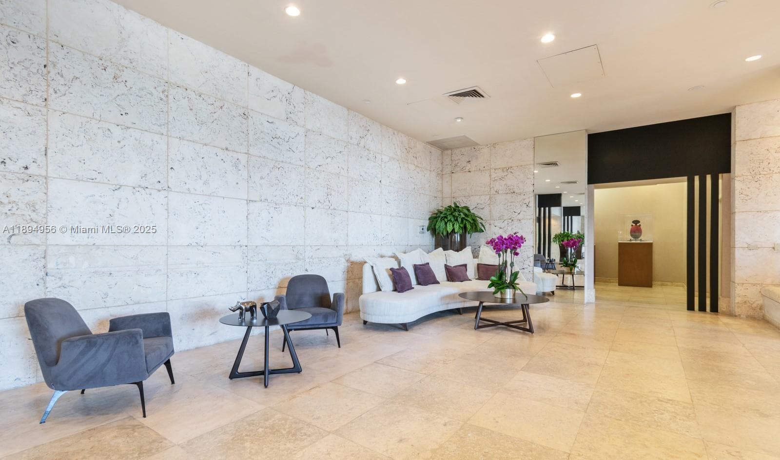 1000 E Island Blvd # 1403, Aventura FL 33160 — 69