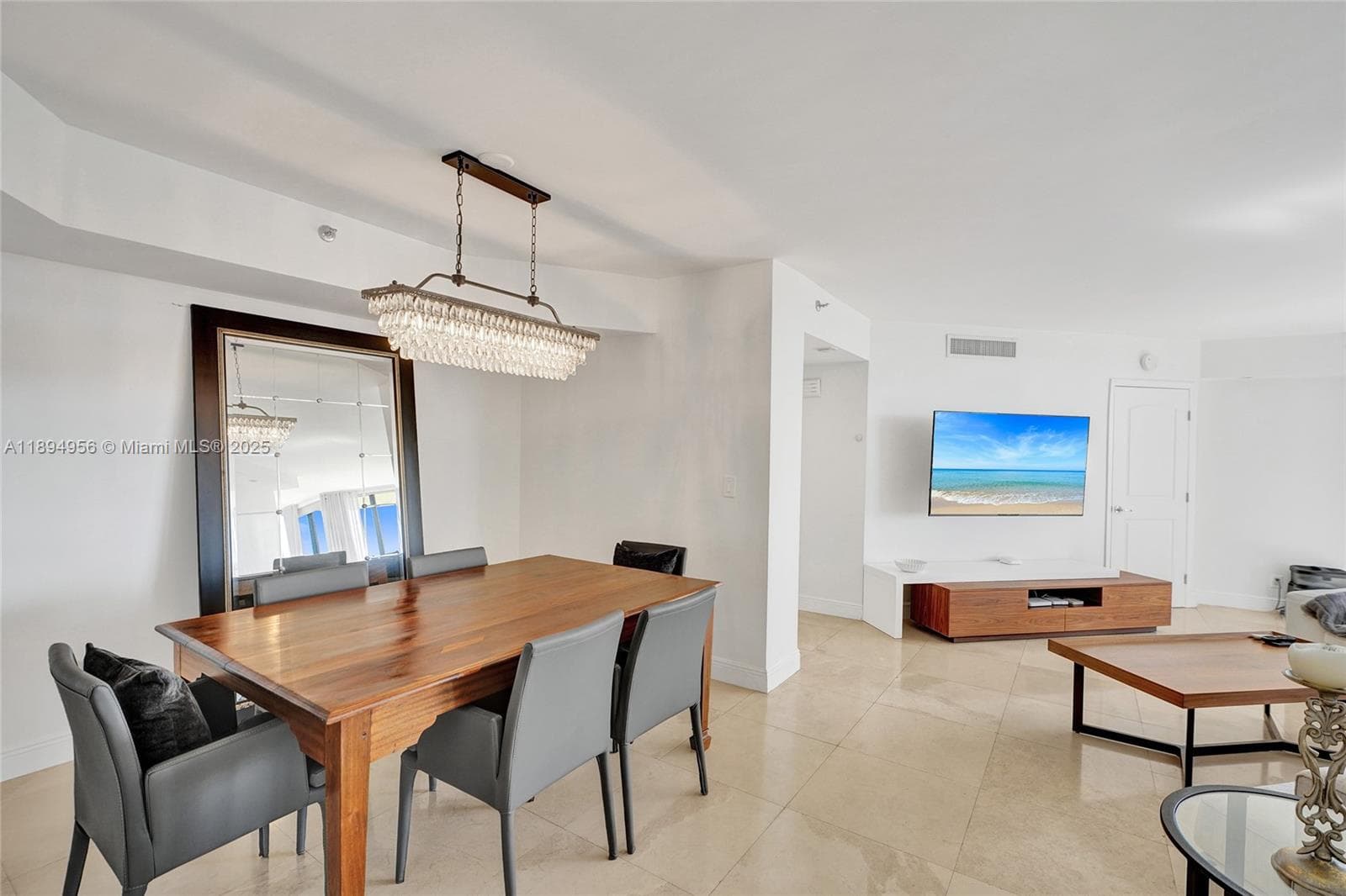 1000 E Island Blvd # 1403, Aventura FL 33160 — 10