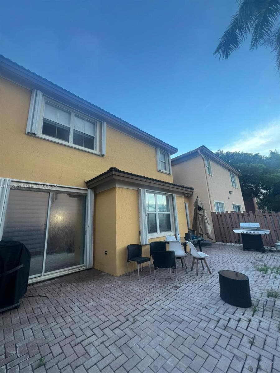 11281 NW 84th St, Doral FL 33178 — 2
