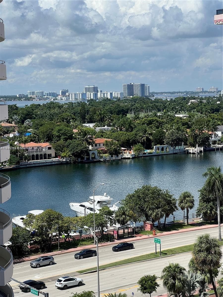 5161 Collins Ave # 1211, Miami Beach FL 33140 — 10