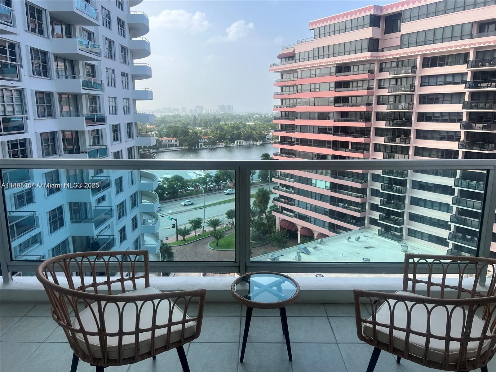 5161 Collins Ave # 1211, Miami Beach FL 33140 — 14