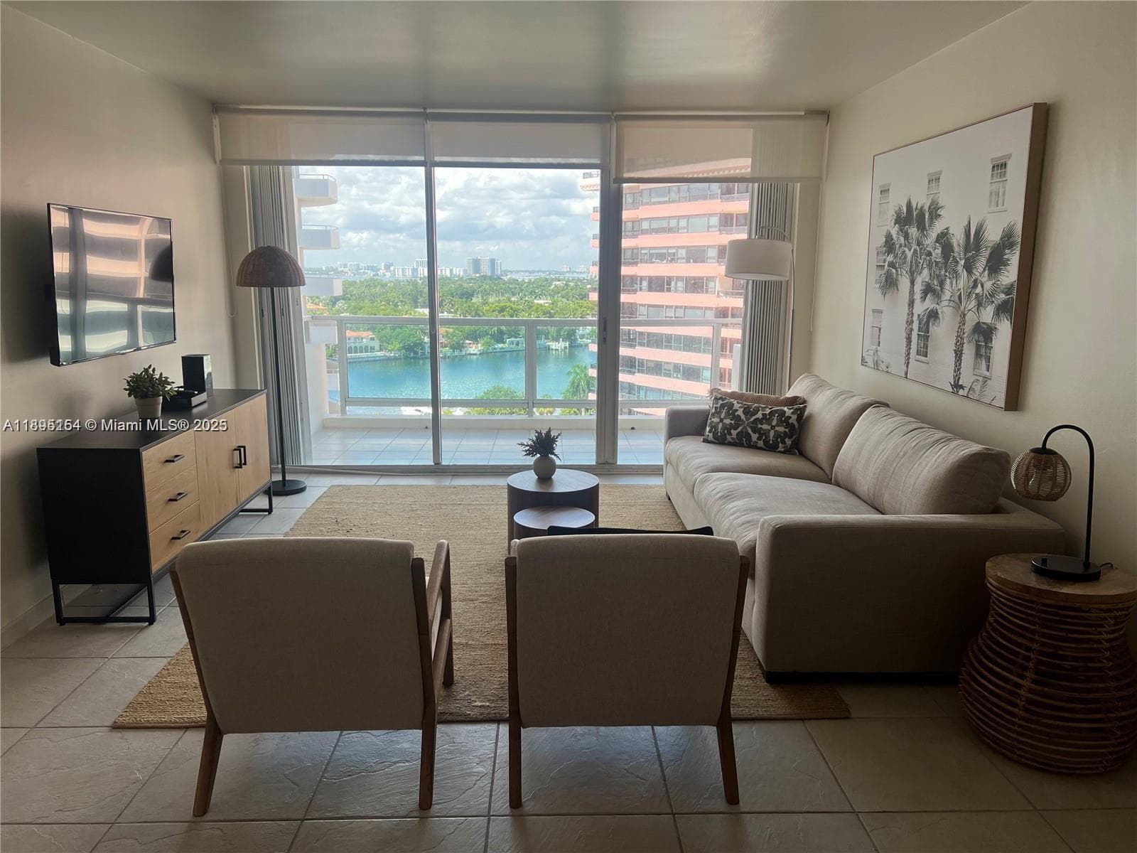 5161 Collins Ave # 1211, Miami Beach FL 33140 — 4