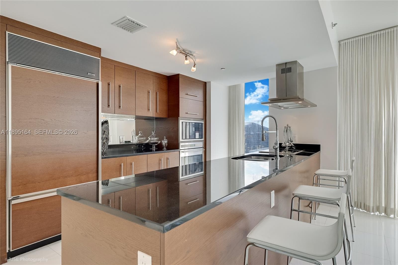 495 Brickell Ave # 4710, Miami FL 33131 — 6