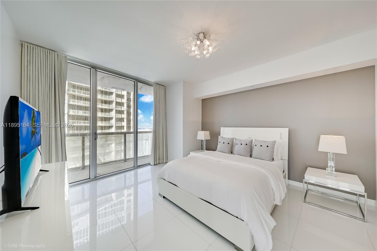 495 Brickell Ave # 4710, Miami FL 33131 — 15
