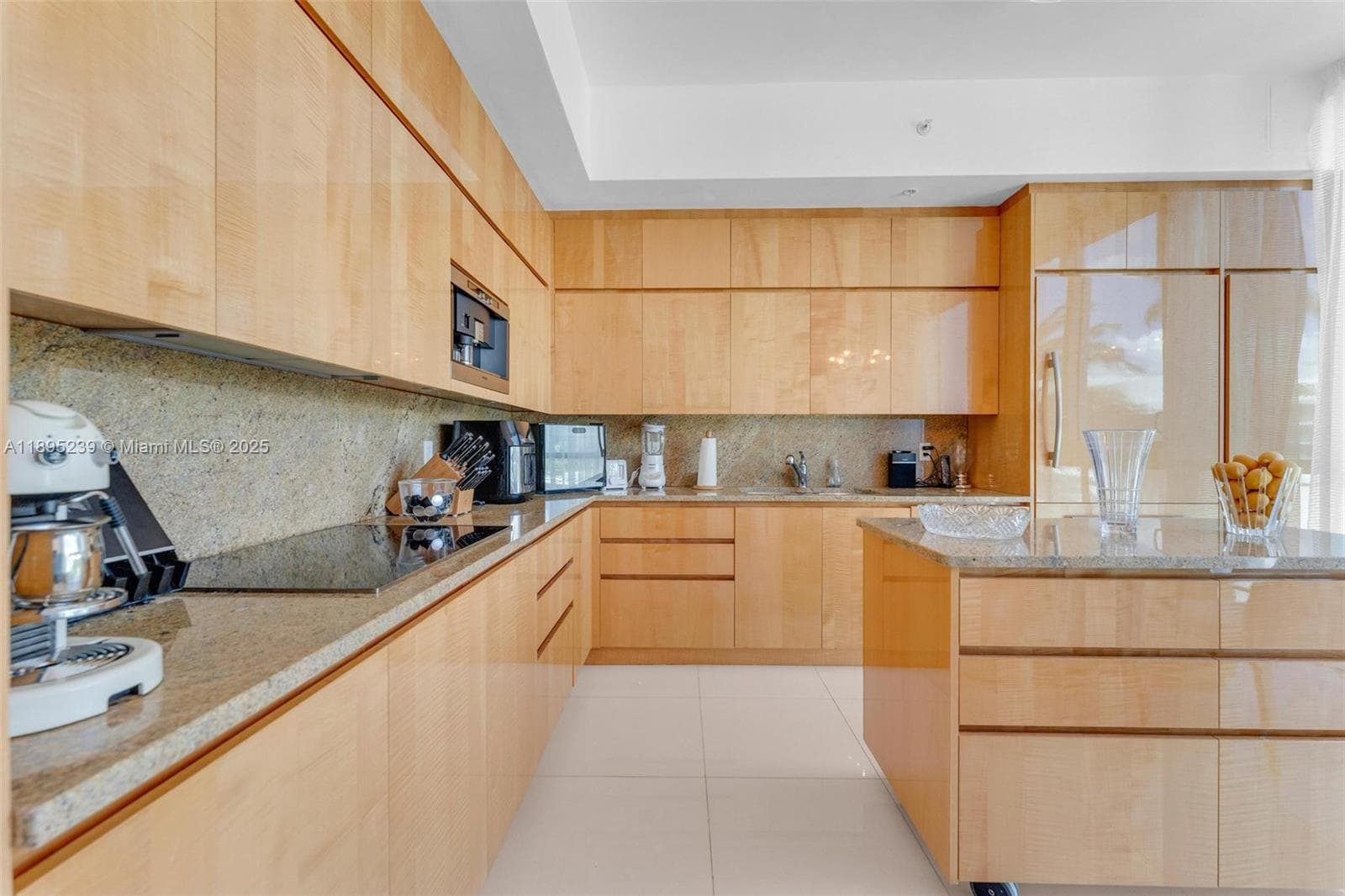 50 S Pointe Dr # 705, Miami Beach FL 33139 — 12