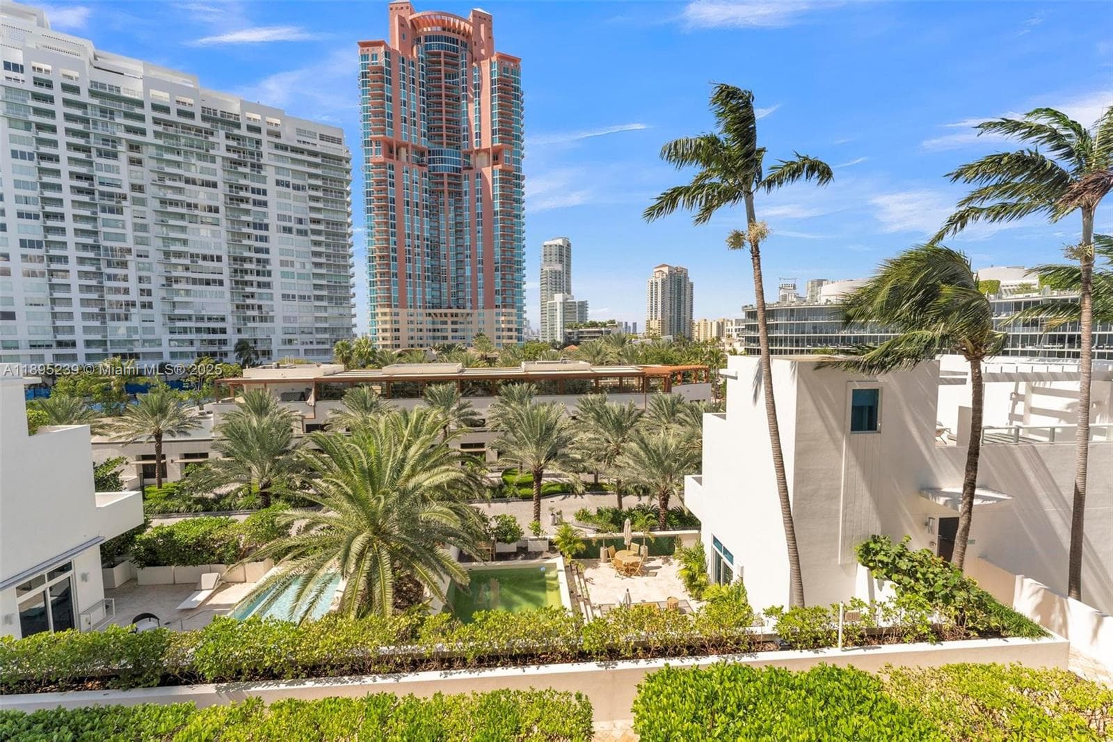 50 S Pointe Dr # 705, Miami Beach FL 33139 — 32