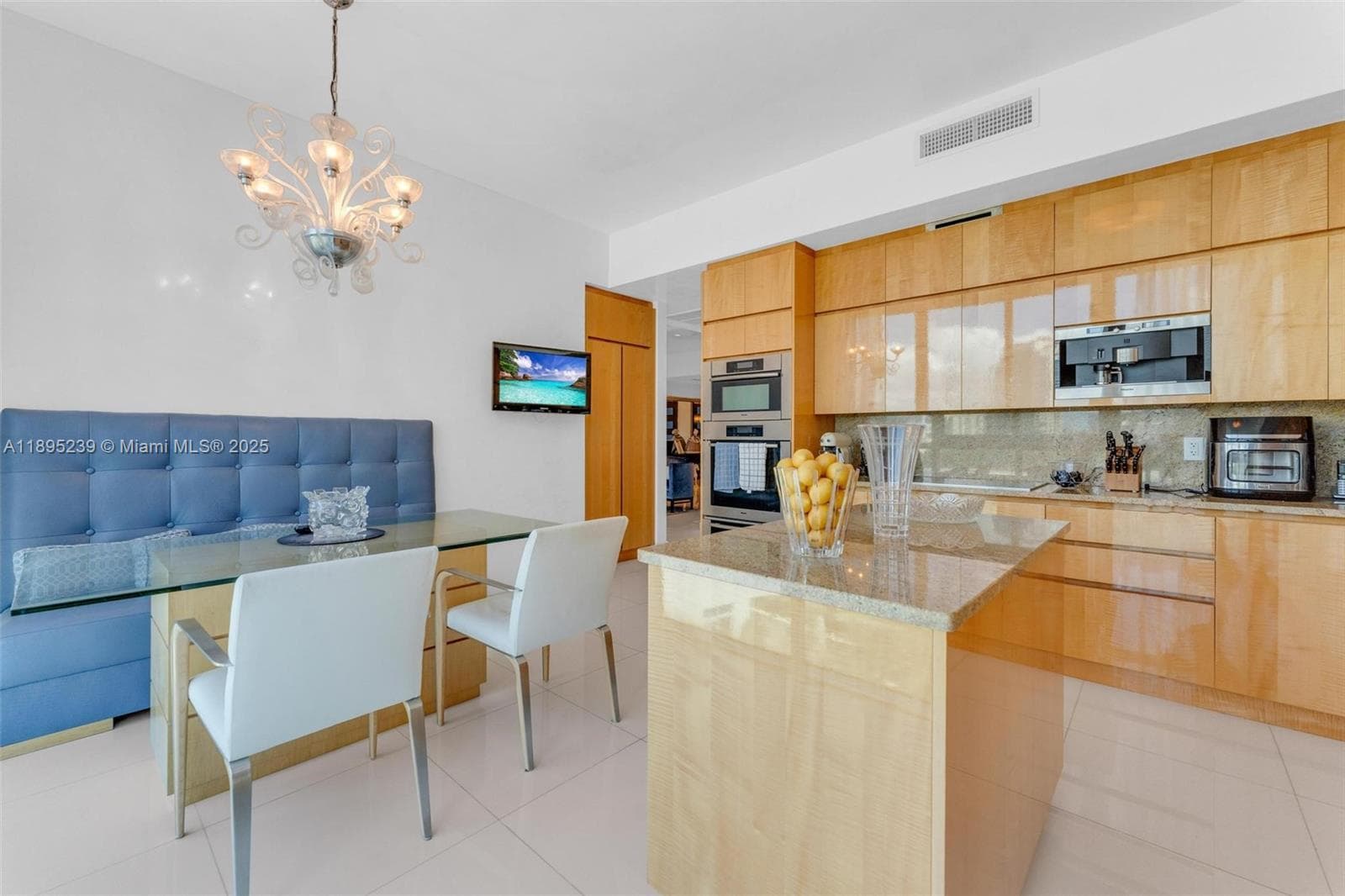 50 S Pointe Dr # 705, Miami Beach FL 33139 — 9