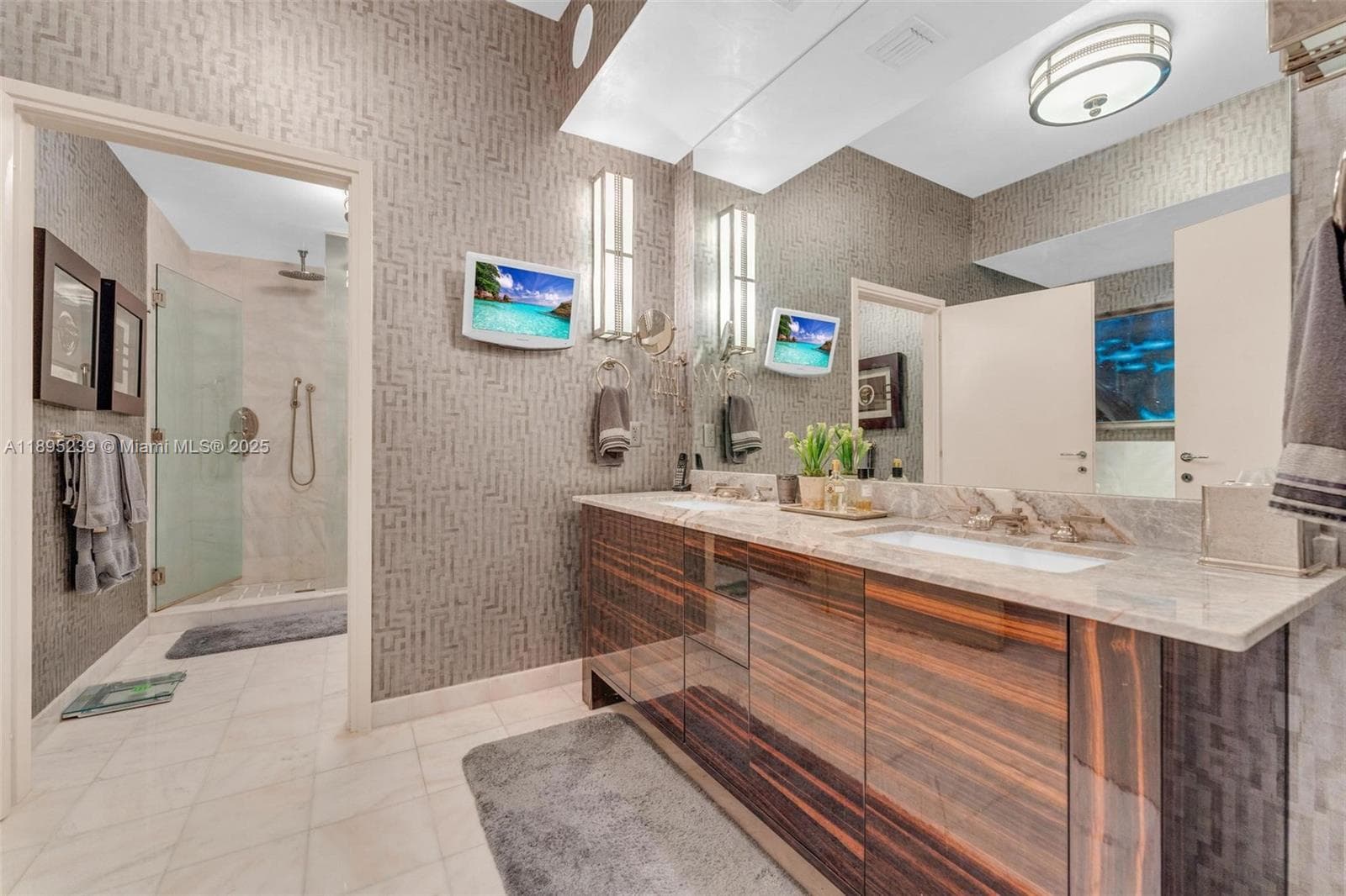 50 S Pointe Dr # 705, Miami Beach FL 33139 — 19