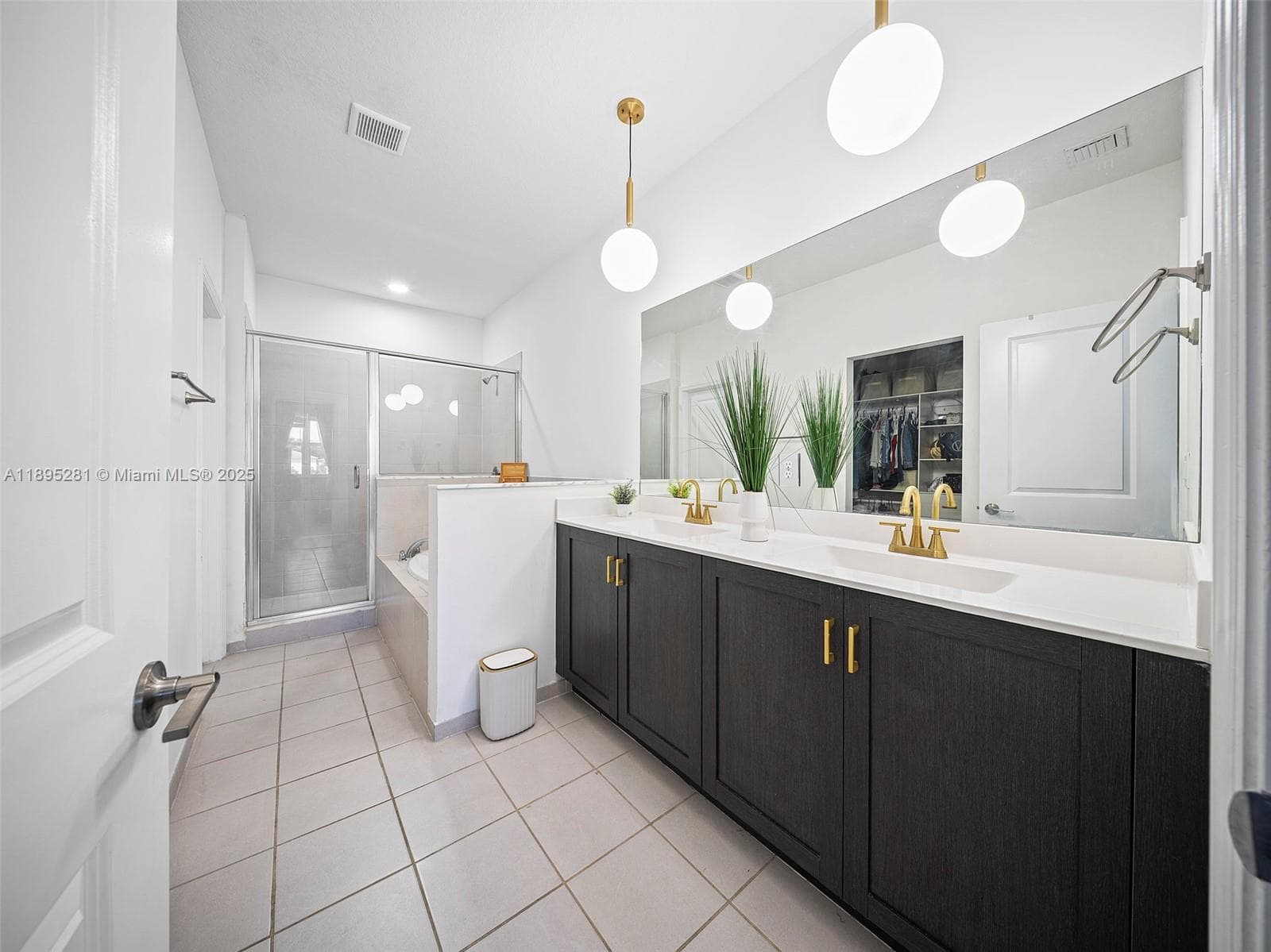 1411 SE 26th RD, Homestead FL 33035 — 43