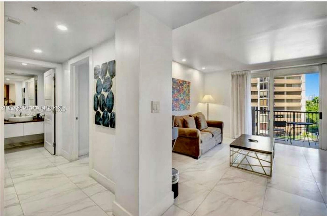 2951 S Bayshore Dr # 603, Miami FL 33133 — 10