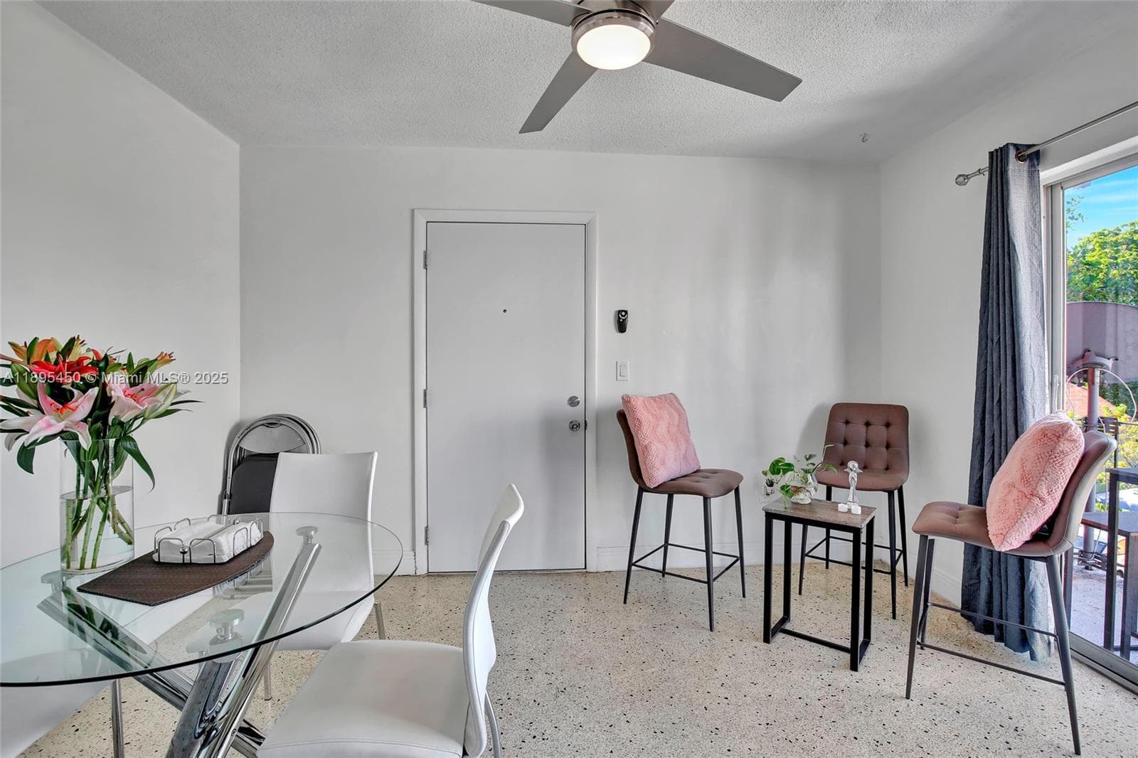 458 SW 9th St # 8, Miami FL 33130 — 2