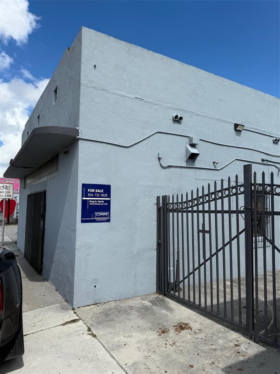 6815 NW 7th Avenue, Miami FL 33150 — 2