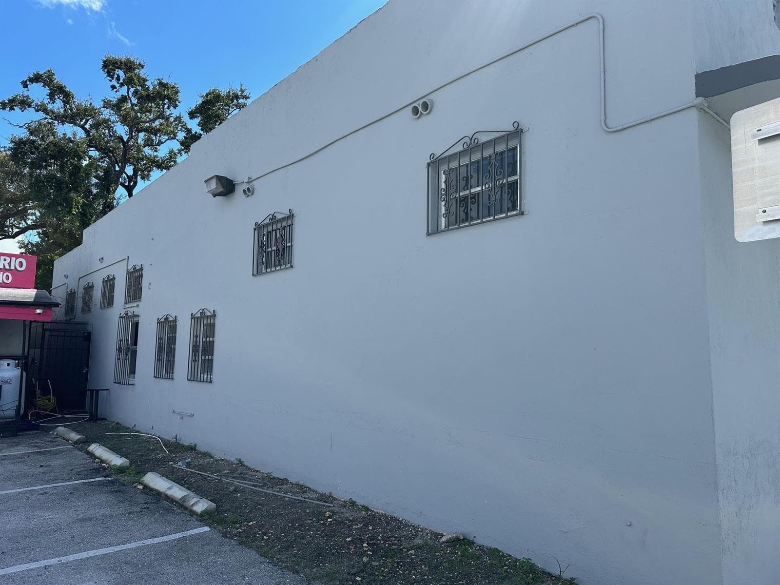6815 NW 7th Avenue, Miami FL 33150 — 4