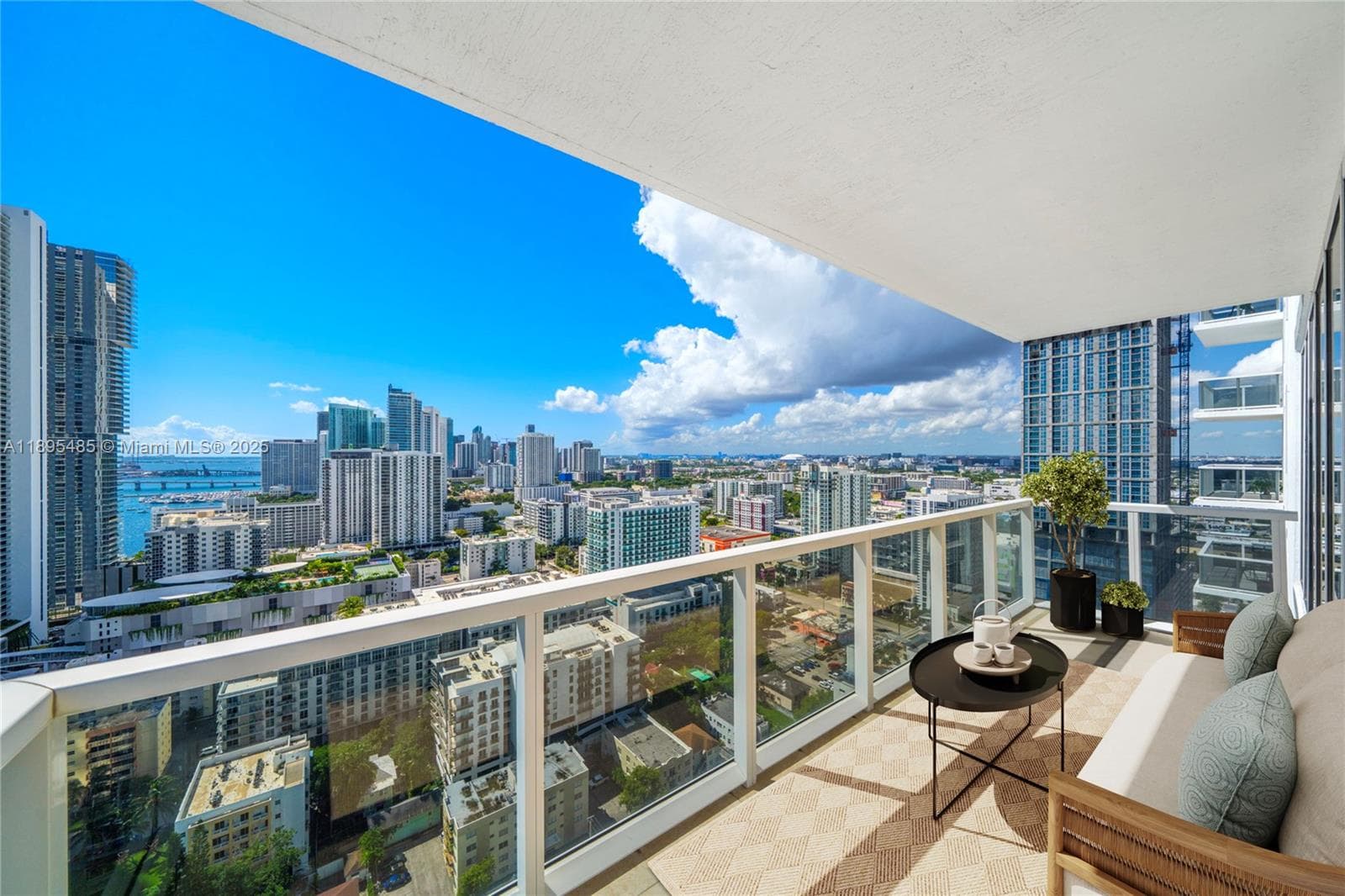 600 NE 27th St # 3105, Miami FL 33137 — 7