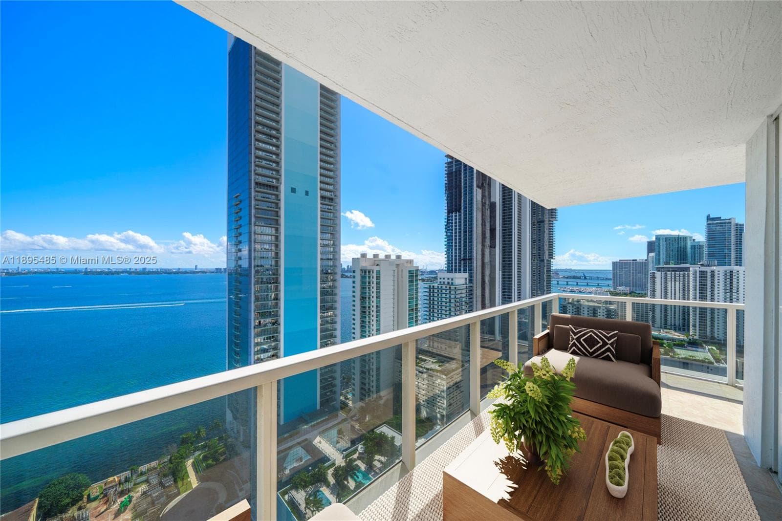 600 NE 27th St # 3105, Miami FL 33137 — 3