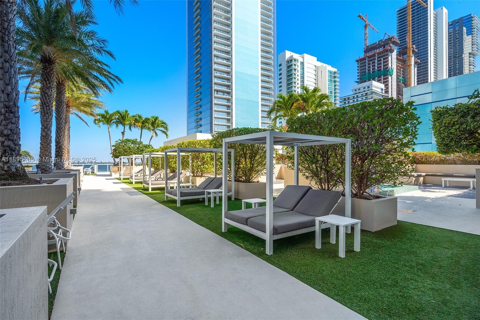 600 NE 27th St # 3105, Miami FL 33137 — 36