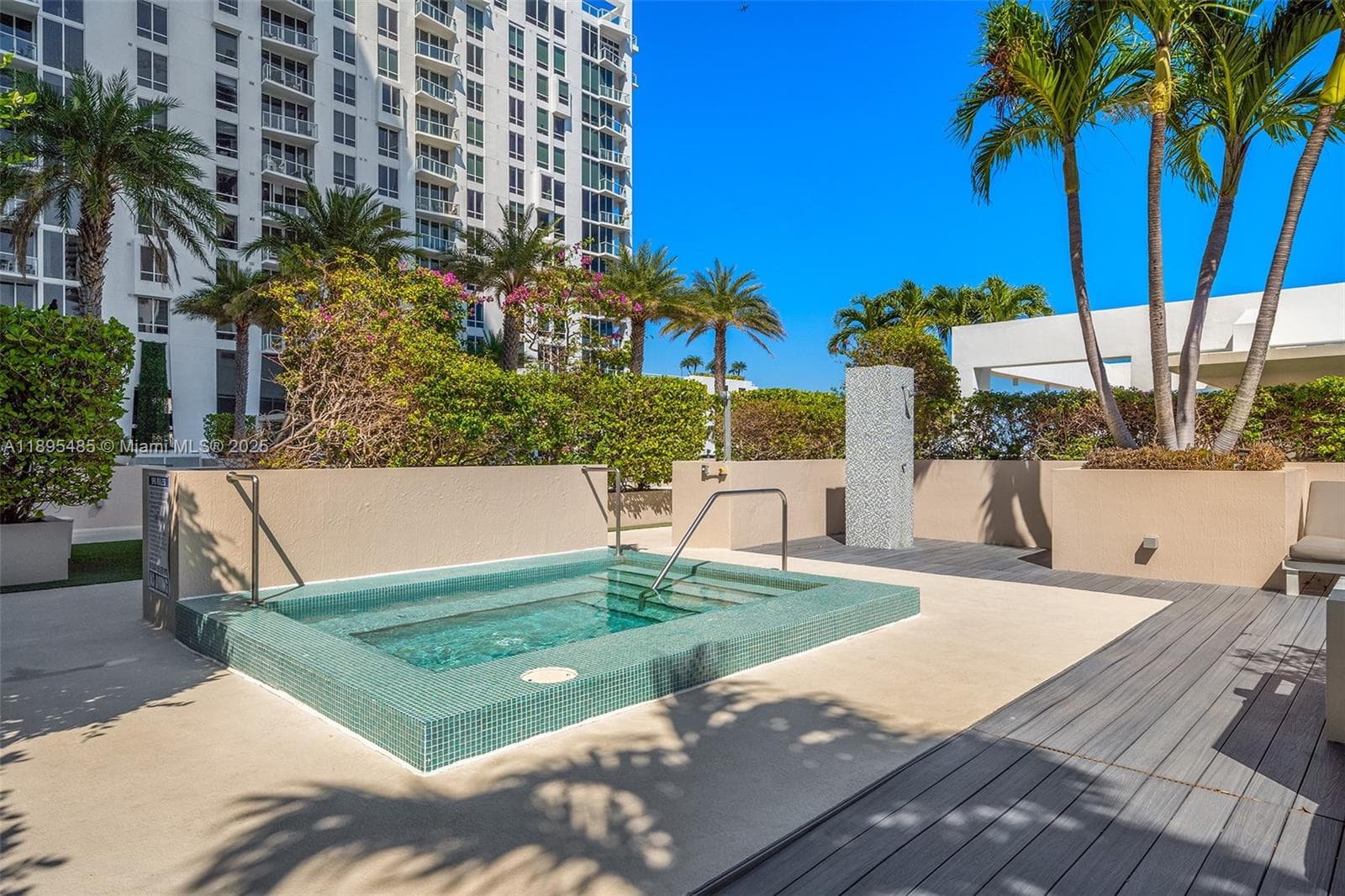 600 NE 27th St # 3105, Miami FL 33137 — 38