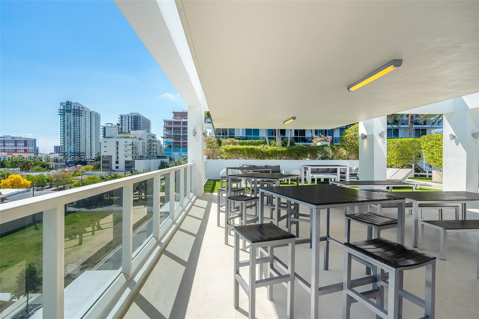 600 NE 27th St # 3105, Miami FL 33137 — 41