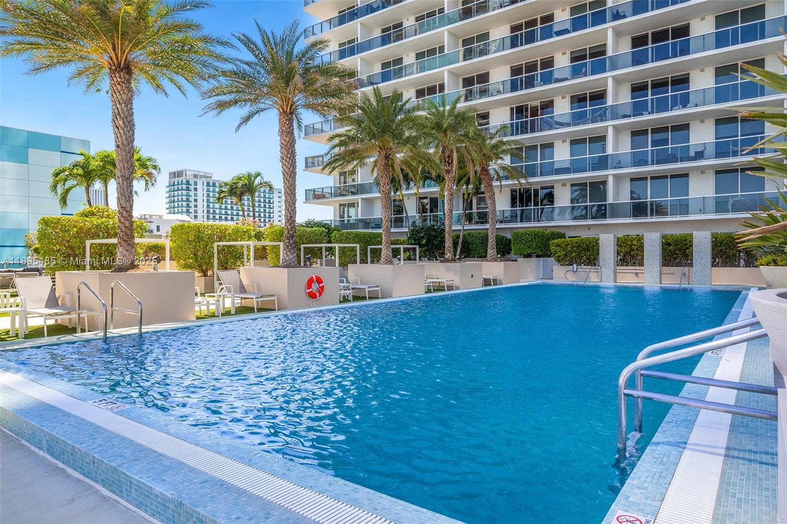 600 NE 27th St # 3105, Miami FL 33137 — 45