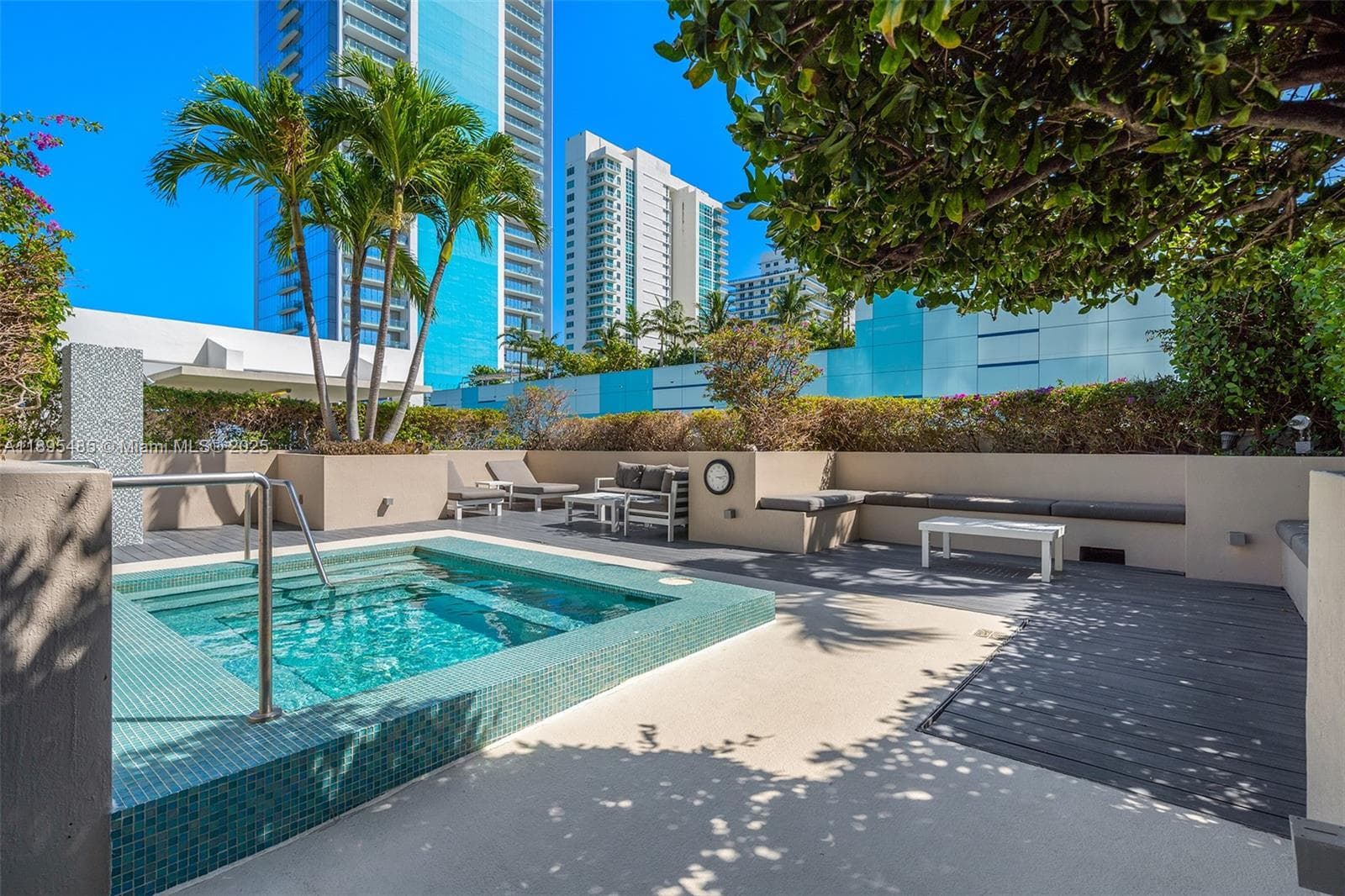 600 NE 27th St # 3105, Miami FL 33137 — 37