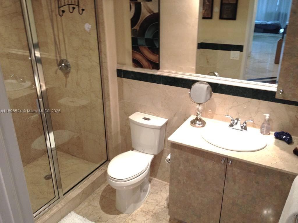 17555 SW Atlantic Blvd, Sunny Isles Beach FL 33160 — 11