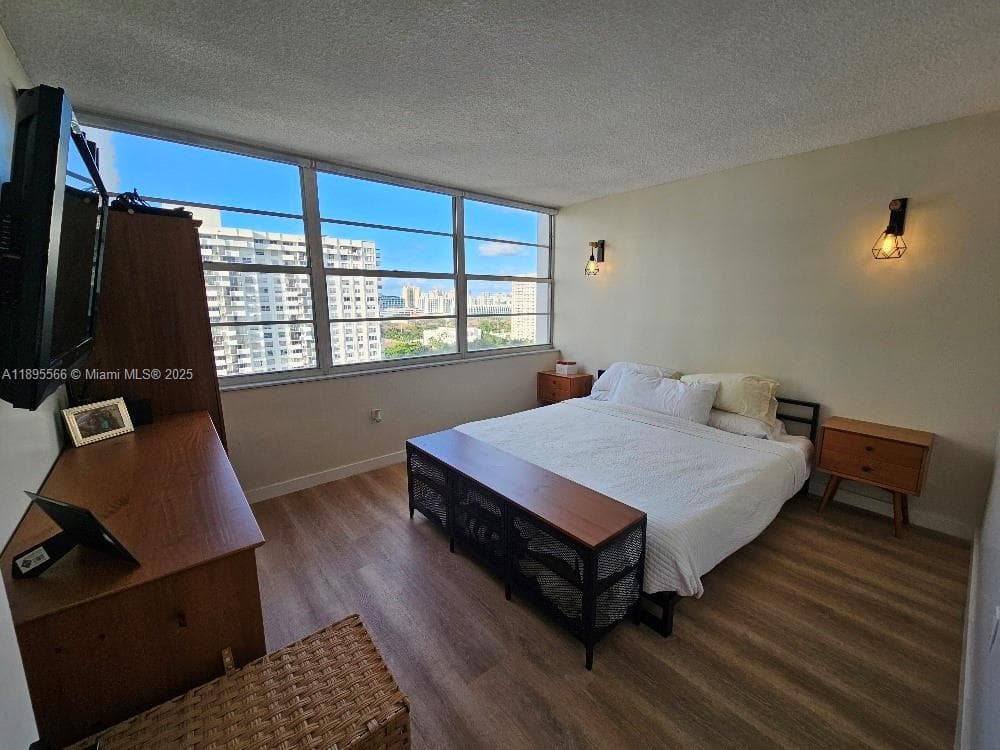18061 Biscayne Blvd # 1602, Aventura FL 33160 — 12