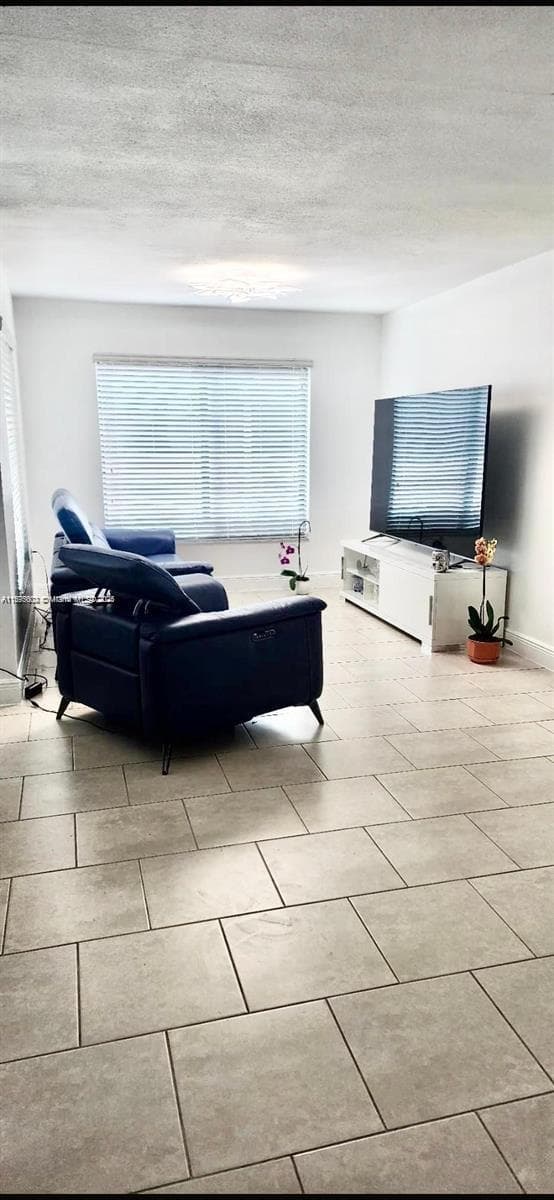 13208 SW 10th Ln, Miami FL 33184 — 3